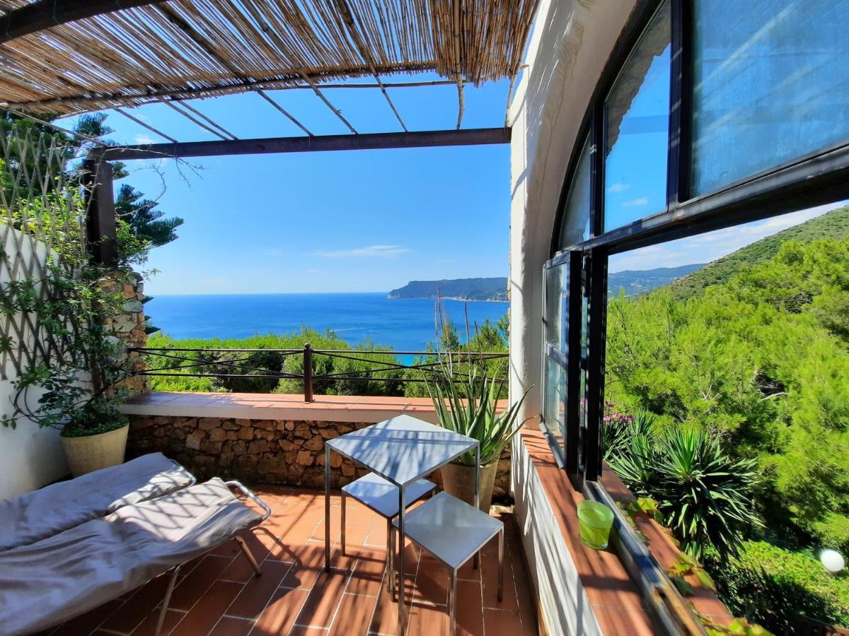 B&B LE TERRE DEL DRAGO GuestHouse Bergeggi Extérieur photo